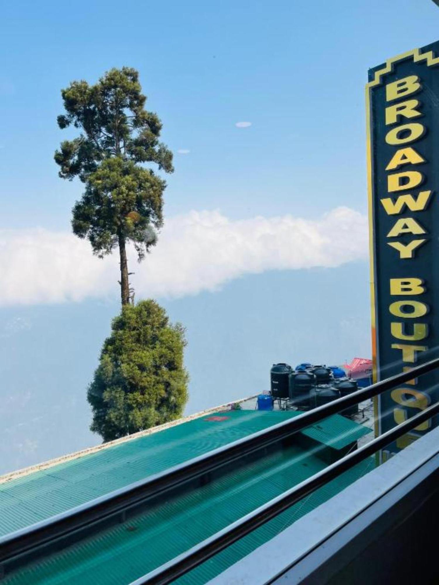Hotel Broadway Boutique Mall Road Darjeeling - A Luxury Collection - Best Seller Εξωτερικό φωτογραφία